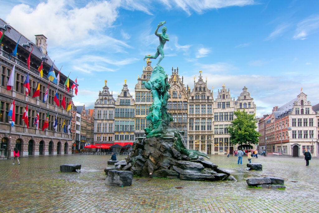 the brabo fountain in antwerp04a37f 1024x683